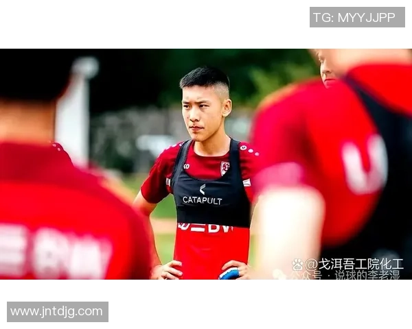 斯图加特U19小将谢初筠：希望获得职业合同 入选国青是新起点